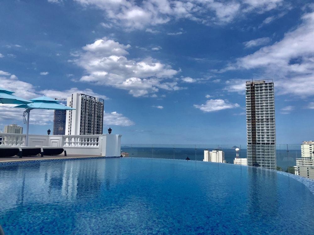 Florida Hotel Nha Trang Esterno foto