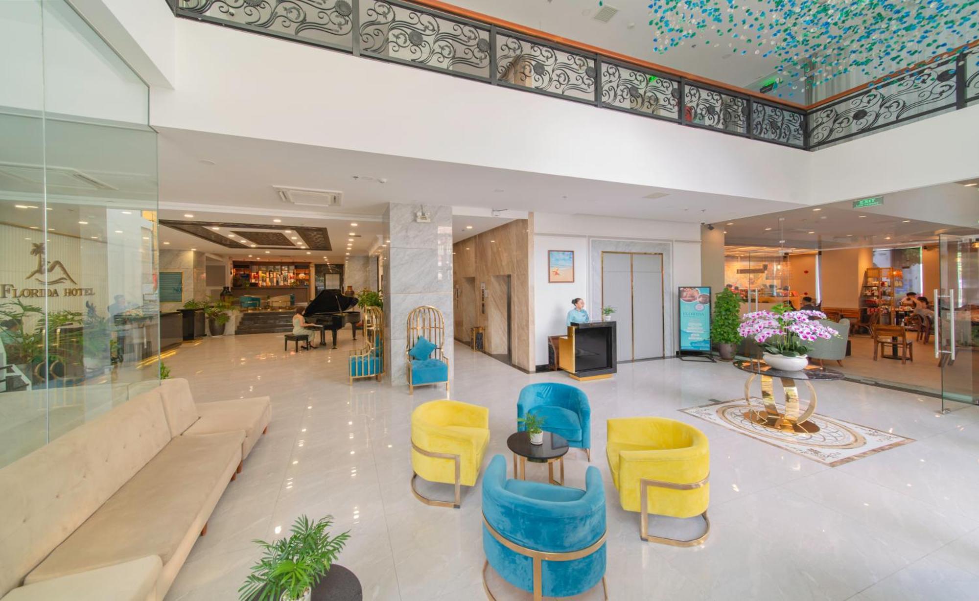 Florida Hotel Nha Trang Esterno foto