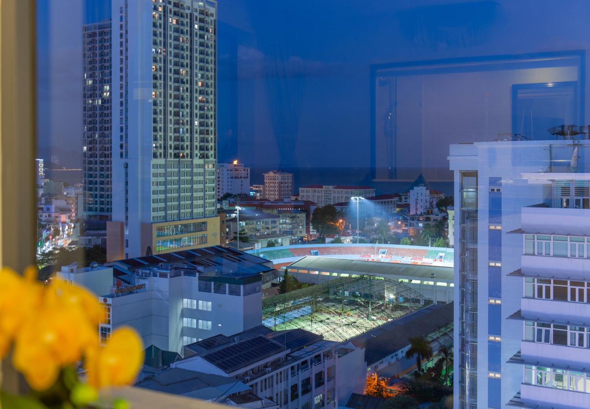 Florida Hotel Nha Trang Esterno foto